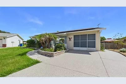 7232 Omega Court, Zephyrhills, FL 33540 - Photo 5