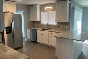 5241 Magnolia Terrace, Fruitland Park, FL 34731 - Photo 5