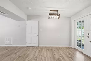 6727 Sandra Dr, Port Richey, FL 34668 - Photo 15