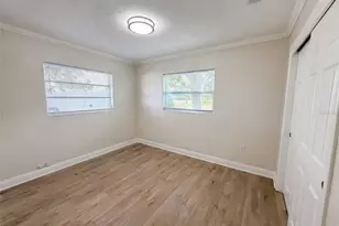 5306 3rd St W, Bradenton, FL 34207 - Photo 5