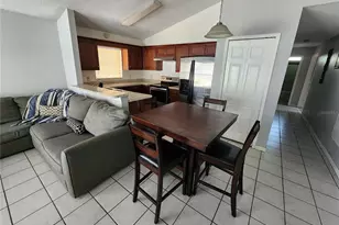 5298 Yaupon St, Orlando, FL 32811 - Photo 9