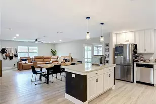 8676 Hillside Dr, Orlando, FL 32810 - Photo 19