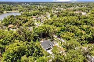 300 Cherokee Ave, Orange City, FL 32763 - Photo 29