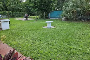 6640 Pot O Gold Ln, Orlando, FL 32809 - Photo 9