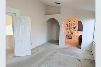 8025 Addison Court, Orlando, FL 32835 - Photo 9