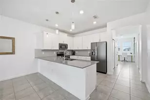 8895 Cabot Cliffs Dr, Davenport, FL 33896 - Photo 9