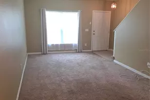122 Wilton Cir, Sanford, FL 32773 - Photo 3