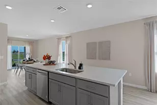 1738 Hummingbird Rd, Winter Haven, FL 33884 - Photo 9