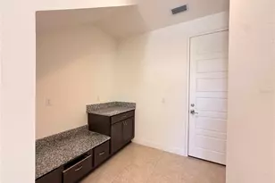 13641 Larkton Ln, Orlando, FL 32832 - Photo 5