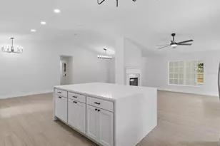 505 Lake Charm Dr, Oviedo, FL 32765 - Photo 9