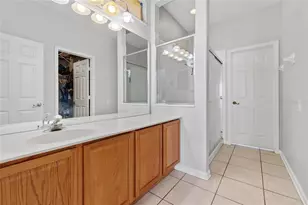 3180 Stonehurst Cir, Kissimmee, FL 34741 - Photo 11