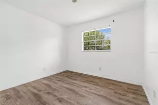 1719 Julian Ln Dr, Tampa, FL 33619 - Photo 17