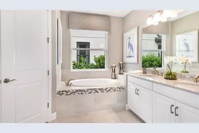 8220 Summer Night Road, Sarasota, FL 34241 - Photo 11