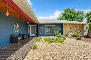 9027 Bonnet Way, Weeki Wachee, FL 34613 - Photo 23