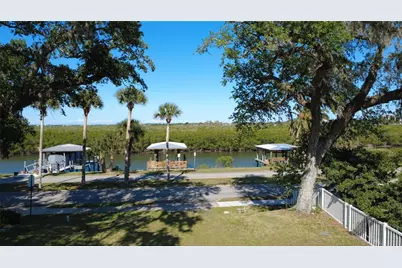 622 N Riverside Drive, New Smyrna Beach, FL 32168 - Photo 5