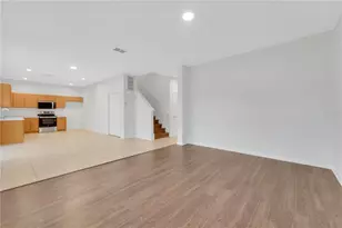 11228 Madison Park Dr, Tampa, FL 33625 - Photo 3