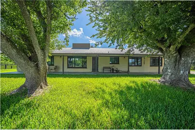 15111 NW 34th Terrace, Okeechobee, FL 34972 - Photo 1