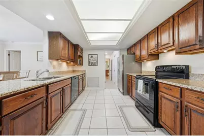 1805 Virginia Court, Tavares, FL 32778 - Photo 9