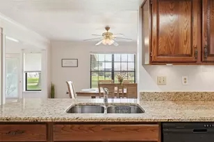 1805 Virginia Ct, Tavares, FL 32778 - Photo 7