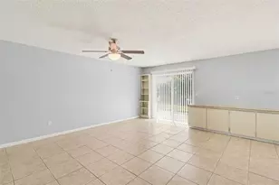 10157 Bluff Ct, Orlando, FL 32821 - Photo 9