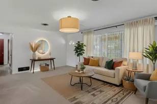 2406 Dellwood Dr, Orlando, FL 32806 - Photo 3
