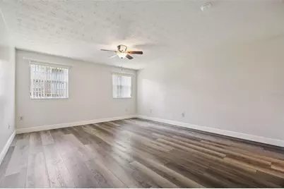 4300 Lake Underhill Road #23B2, Orlando, FL 32803 - Photo 11