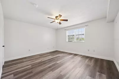4300 Lake Underhill Road #23B2, Orlando, FL 32803 - Photo 17