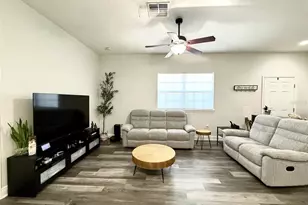 17411 Promenade Dr, Clermont, FL 34711 - Photo 5