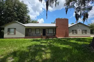 2104 Crill Ave, Palatka, FL 32177 - Photo 1