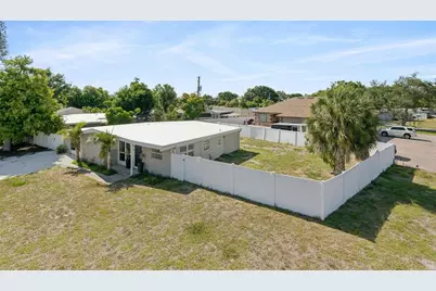 2416 Emory Avenue, Bradenton, FL 34207 - Photo 3