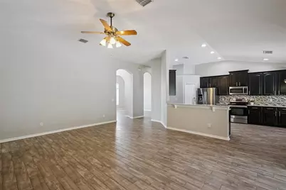 5703 Autumn Chase Circle, Sanford, FL 32773 - Photo 9