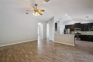 5703 Autumn Chase Cir, Sanford, FL 32773 - Photo 9