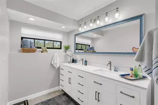 7537 Fenwick Cove Ln, Orlando, FL 32819 - Photo 53