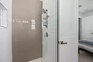 129 S Park Ave, Winter Garden, FL 34787 - Photo 19