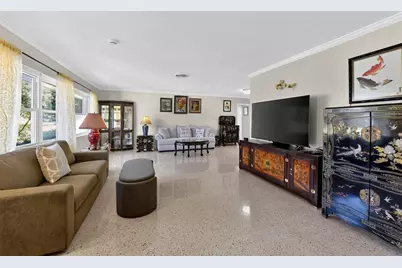 100 59th Avenue S, Saint Petersburg, FL 33705 - Photo 7