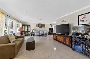 100 59th Ave S, Saint Petersburg, FL 33705 - Photo 7