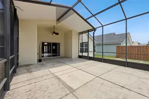 427 Sycamore Springs St, Debary, FL 32713 - Photo 25