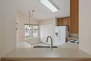 427 Sycamore Springs St, Debary, FL 32713 - Photo 13