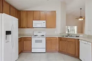 427 Sycamore Springs St, Debary, FL 32713 - Photo 11