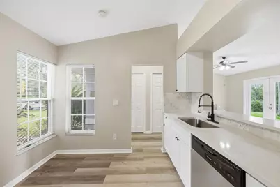 10641 Lake Ralph Drive, Clermont, FL 34711 - Photo 11