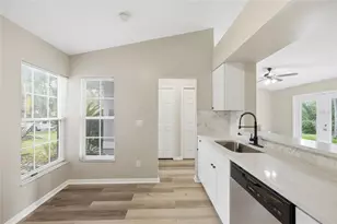 10641 Lake Ralph Dr, Clermont, FL 34711 - Photo 11