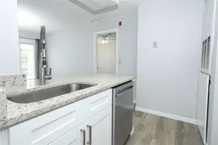 2550 N Alafaya Trail, Orlando, FL 32826 - Photo 7