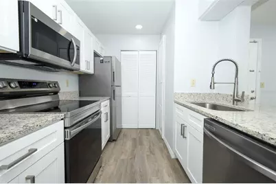 2550 N Alafaya Trail #4202, Orlando, FL 32826 - Photo 9