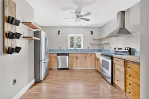 1420 E 8th Ave, Mount Dora, FL 32757 - Photo 9