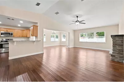 21 Oak Court, Eustis, FL 32726 - Photo 3