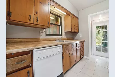404 Louis Street, Leesburg, FL 34748 - Photo 9