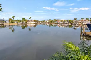 102 East Circle, New Smyrna Beach, FL 32169 - Photo 1
