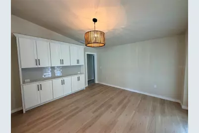 303 70th Street NW, Bradenton, FL 34209 - Photo 9