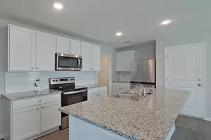 8740 SW 43rd Ter, Ocala, FL 34476 - Photo 5