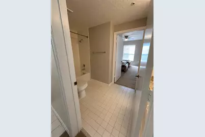 5542 Metrowest Boulevard #7-104, Orlando, FL 32811 - Photo 9